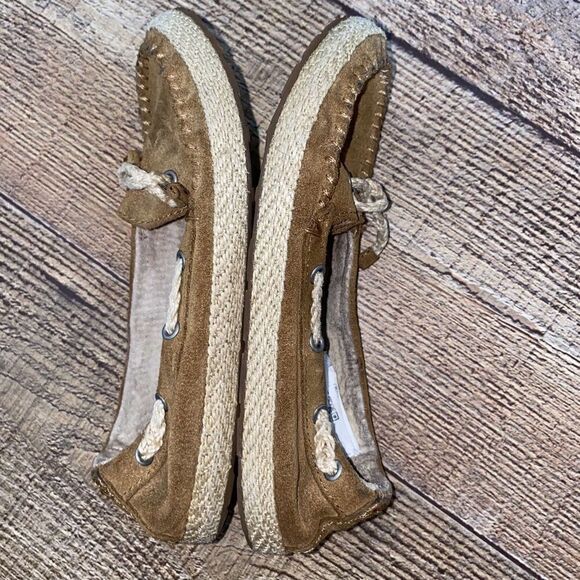 Ugg K Ariana Boat Shoe - Picture 6 of 10